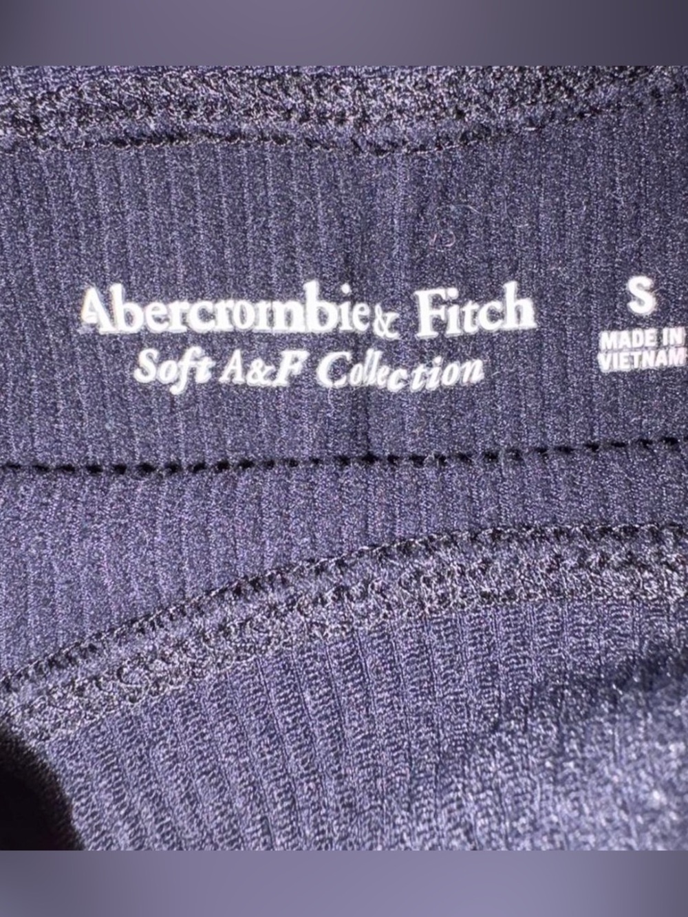 Abercrombie & Fitch Soft A&F Collection Ribbed Top — black